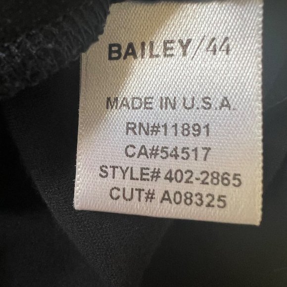 Bailey 44 Petunia Flared Leg Crop Blue Pants size Small - Picture 9 of 11